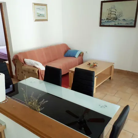 Fox Apartament *